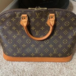 SOLD Louis Vuitton Alma PM